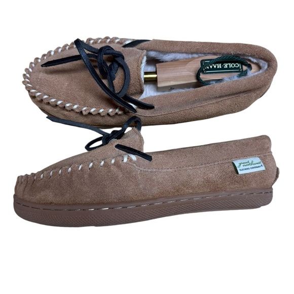 Great Northwest Slippers Womens 6 Leather Suede Shearling Moccasin Chestnut NWOT - Picture 1 of 12